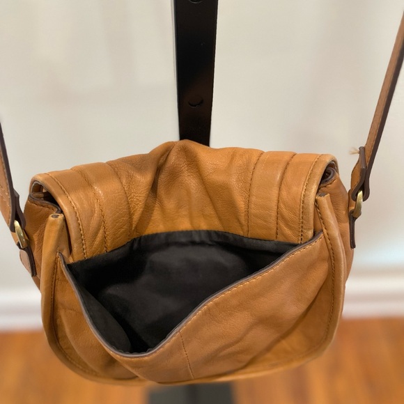Lucky Brand Crossbody Bag - Picture 4 of 9
